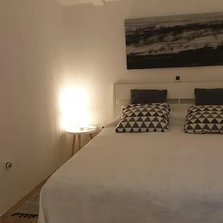 Guest house And V&m