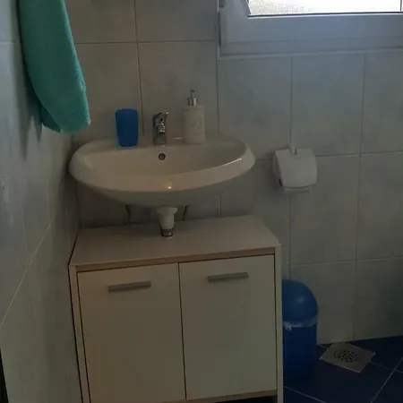 And V&m Guest house 4*