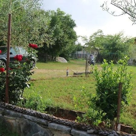 And V&m Πανσιόν 4*