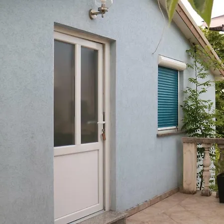 And V&m Guest house