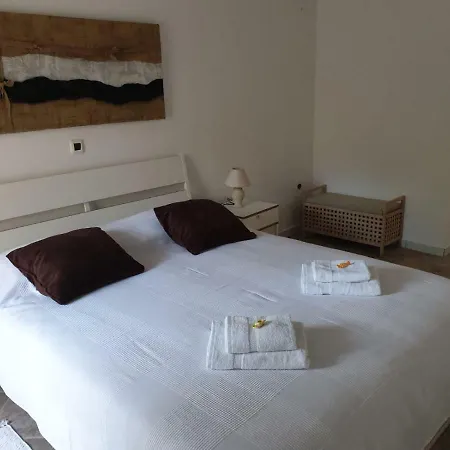 And V&m Guest house 4*